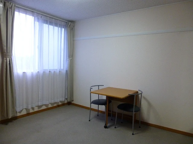 テーブルは、折りたたむことが出来ます♪