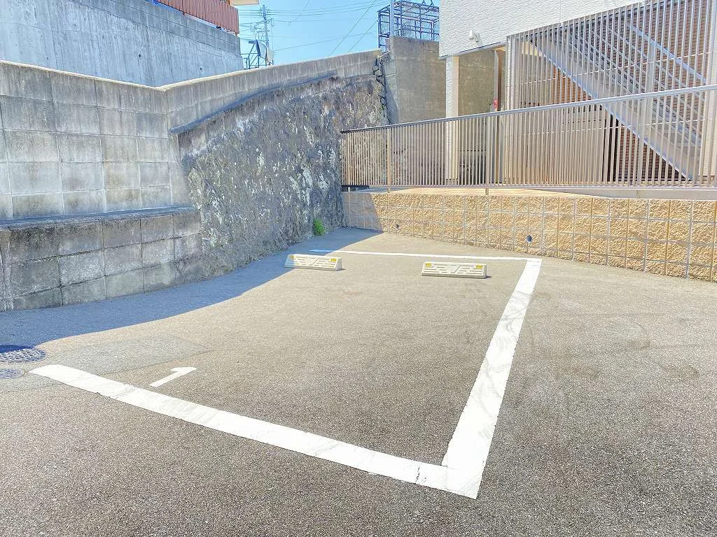 設備・仕様は号室により異なる為現況を優先致します。