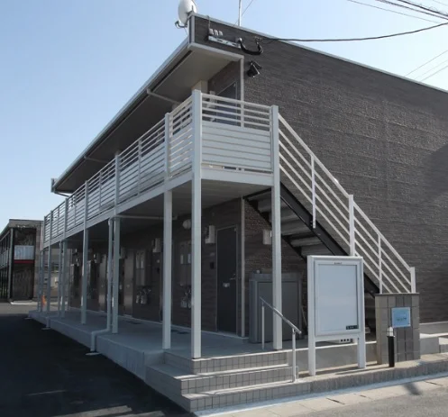 共用部分は清掃業者が清掃しています。