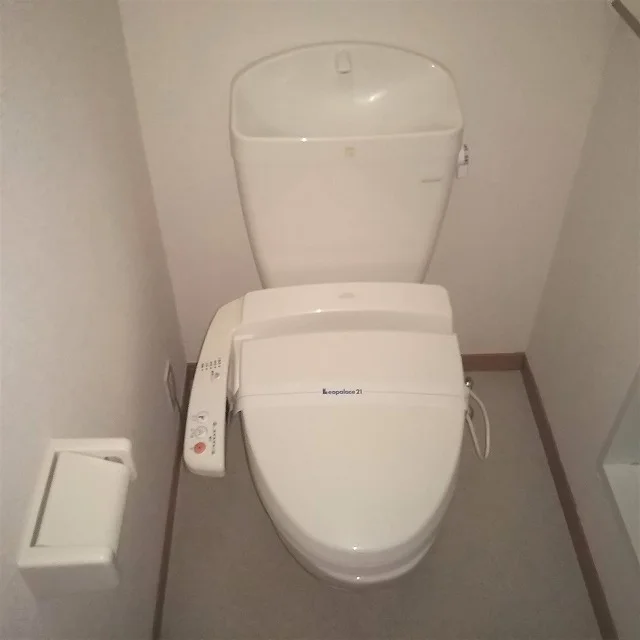 温水洗浄便座完備