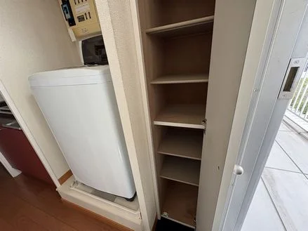 実際のお部屋と異なる場合がございます。