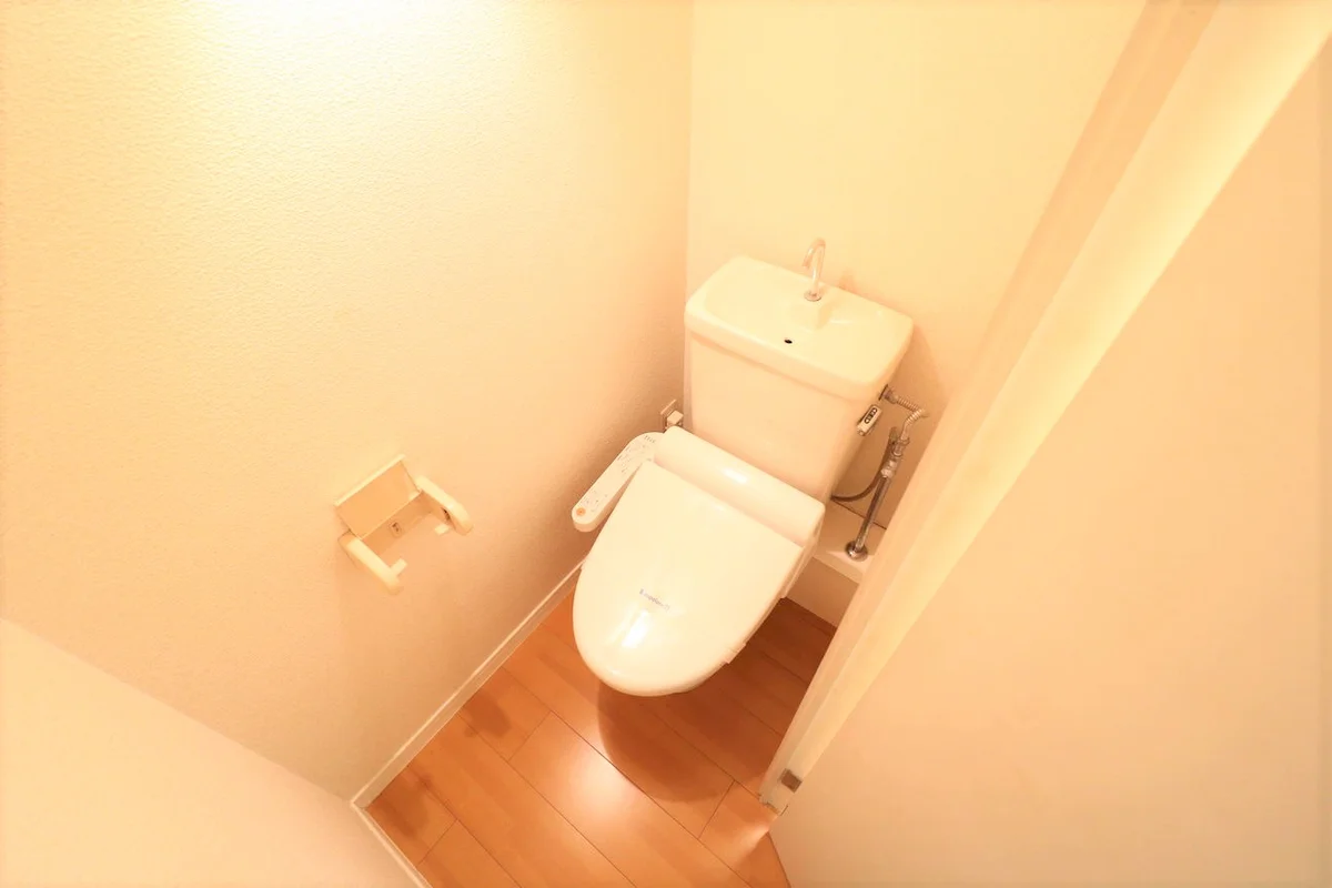 温水洗浄便座を完備しており快適な毎日を！