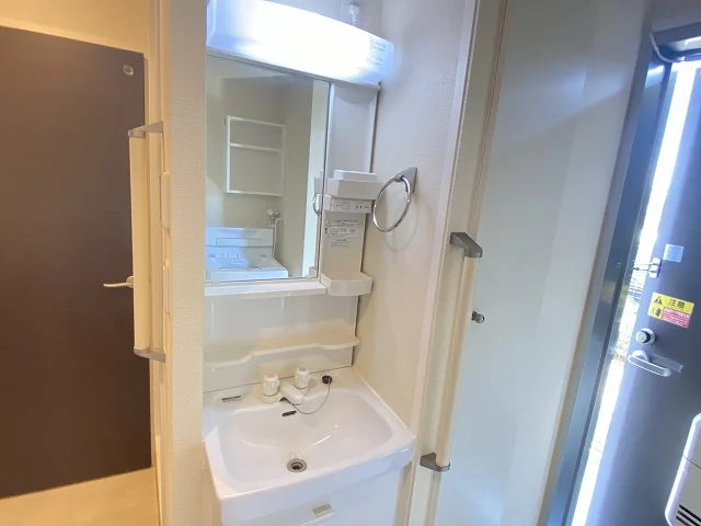 設備・仕様は号室により異なる為現況を優先致します。