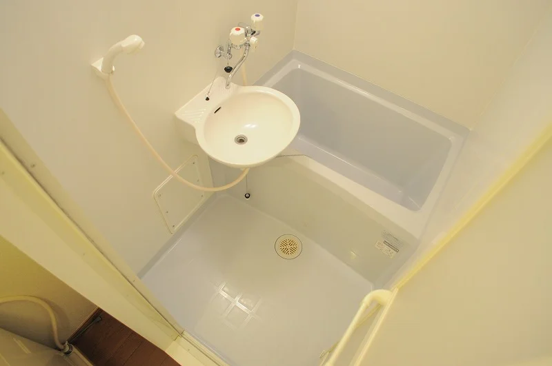 お風呂とトイレは別です。