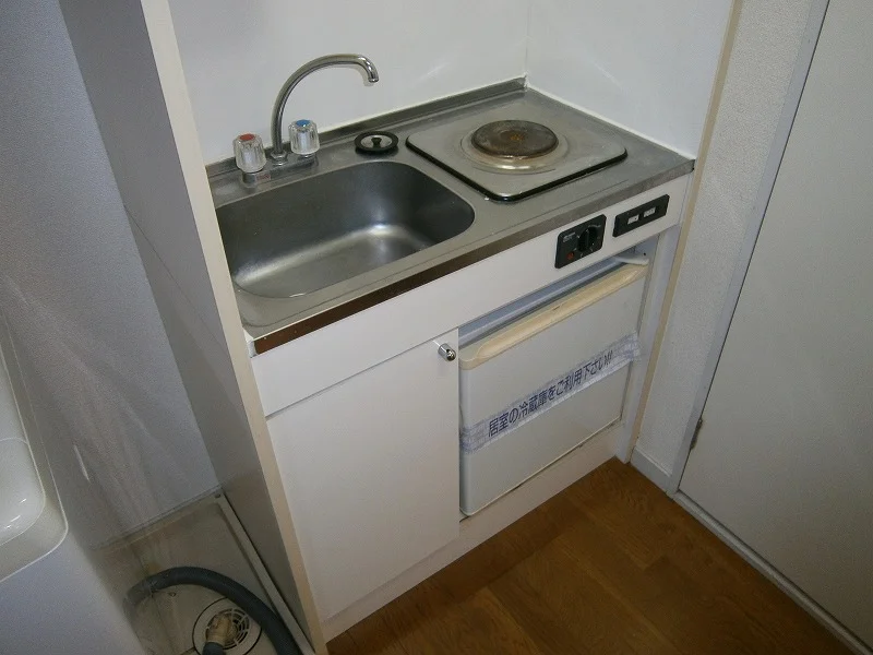 一口電気コンロキッチン