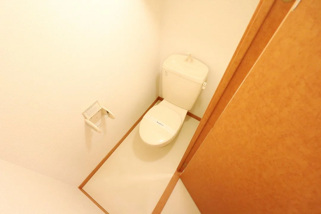 風呂、トイレ別々です