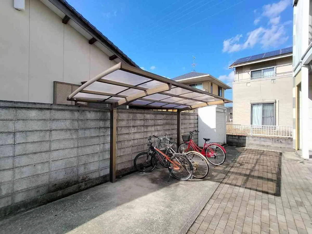 写真と現状が異なる場合は現状を優先します。