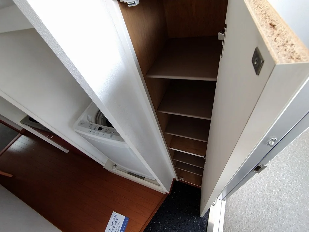 シューズボックス