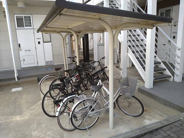 駐輪場　原付＆自転車のみ駐輪可能