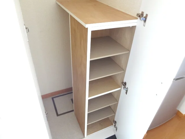 靴箱はゴルフクラブなども入ります！