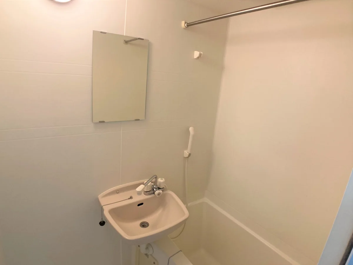 設備・仕様は号室により異なる為、現況を優先致します。