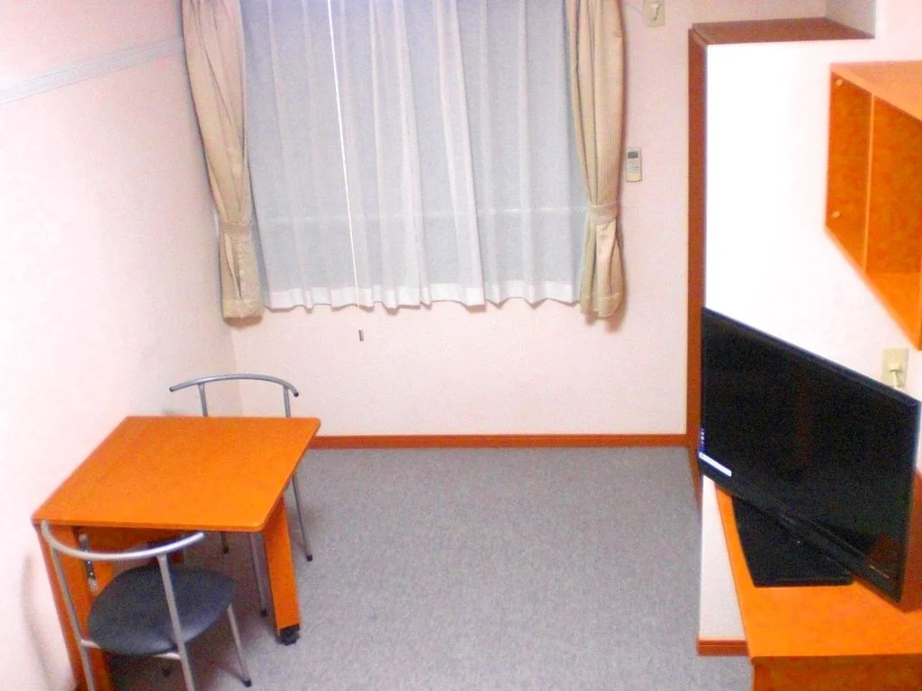 2階は防音効果も高いカーペット仕様です。