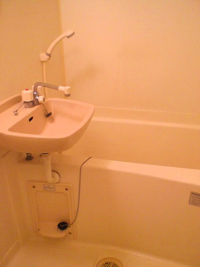 浴室乾燥機付のバスなのでお洗濯物も干せます。