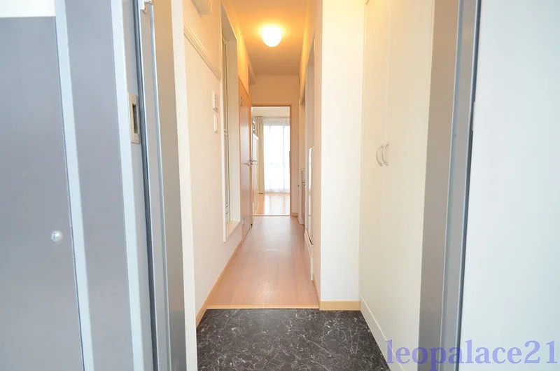 設備・使用は号室により異なる為、現況を優先致します。