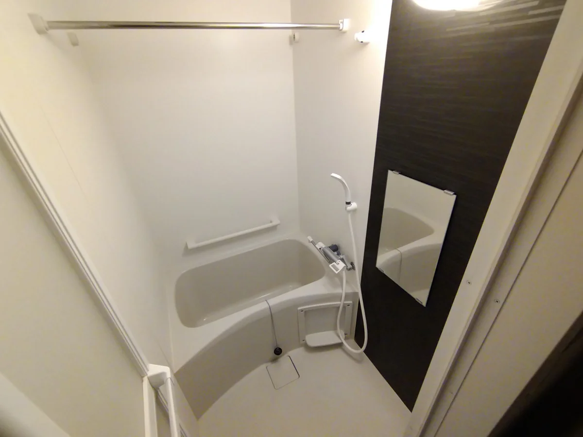 手摺＆鏡付き♪