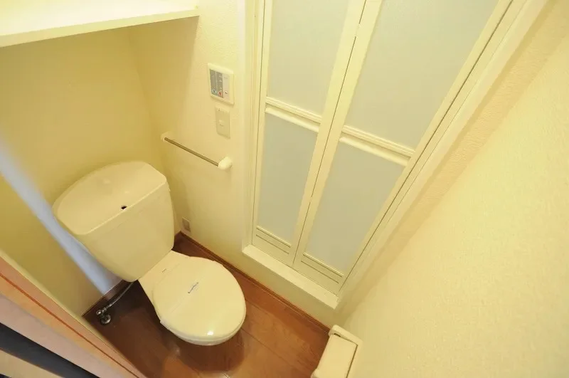 お風呂通過型※実際のお部屋と異なる場合がございます。