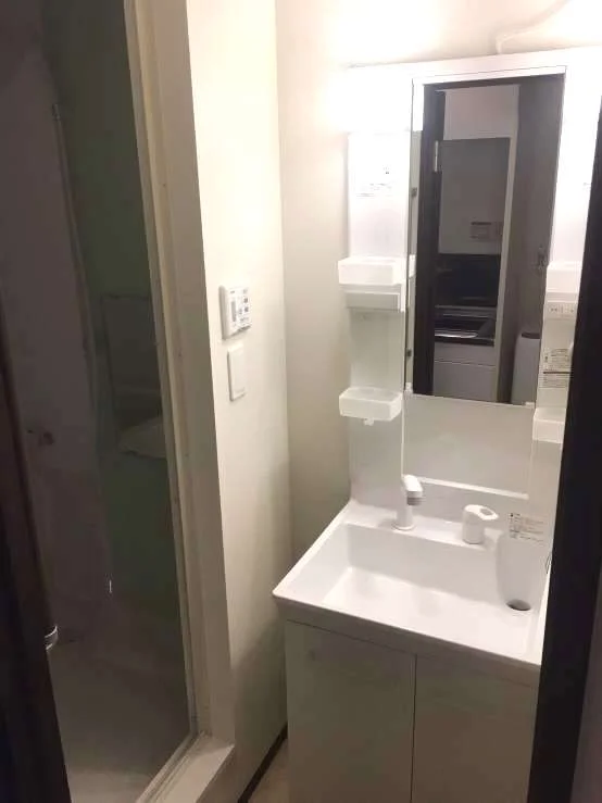 独立洗面台付き