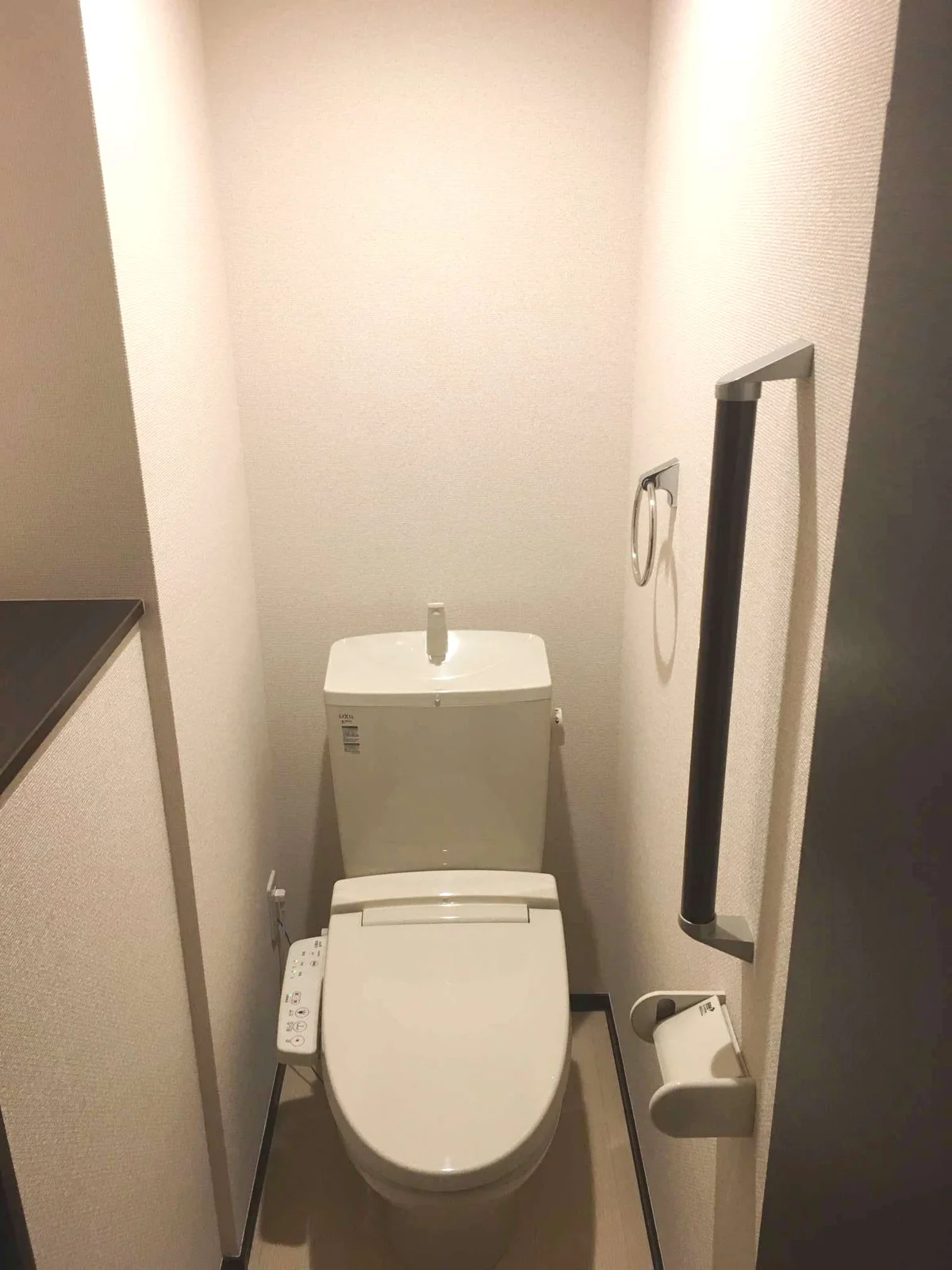 ウォッシュレット機能付き