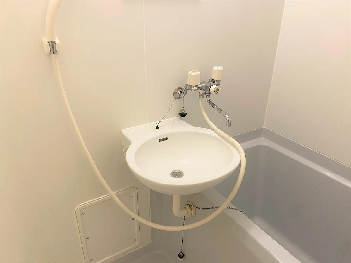 設備・使用は号室により異なる為、現況を優先致します。