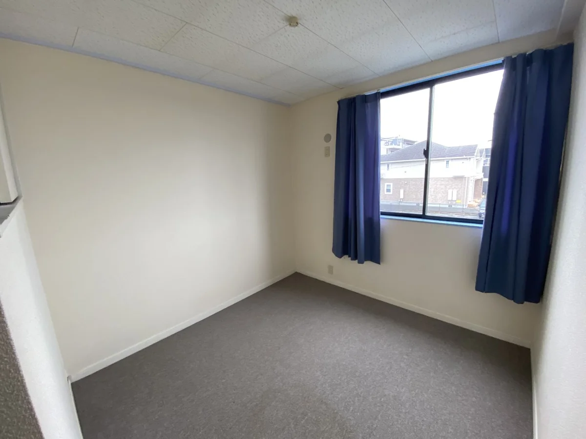 設備・仕様は号室により異なる為、現況を優先致します。