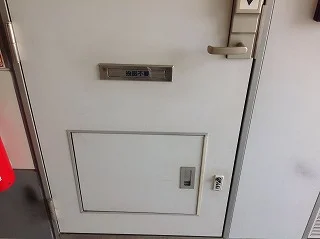 宅配BOX便利です。