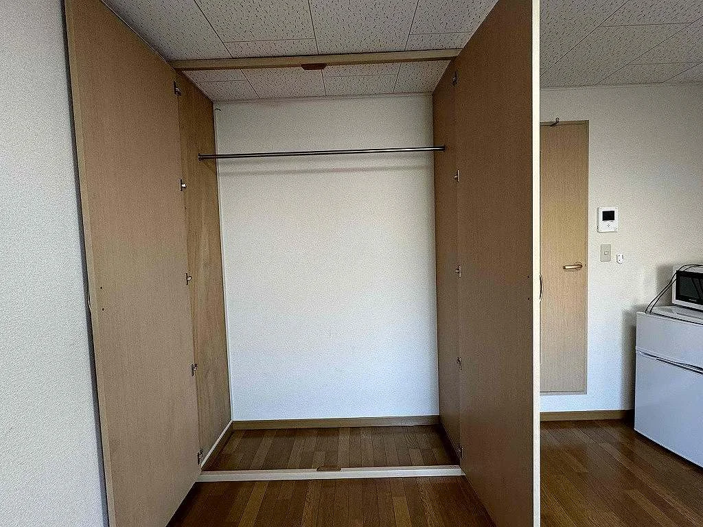 ※同タイプ部屋の写真となります