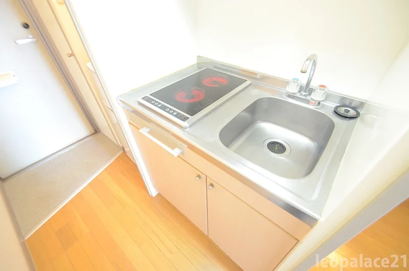 備品や設備仕様は号室等により異なります現地をご確認下さい。