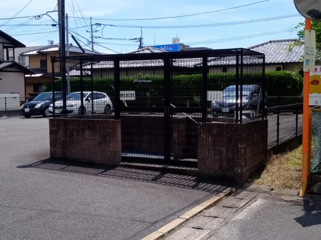 ゴミ捨て場