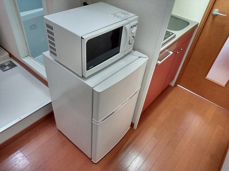冷蔵庫、電子レンジ
