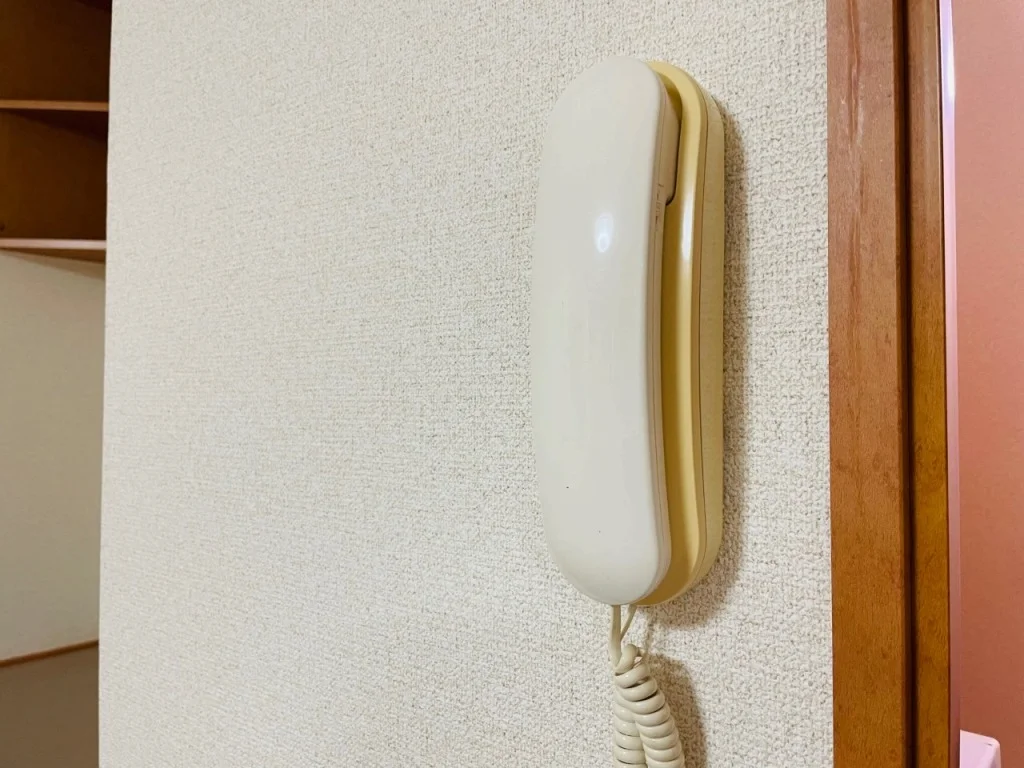 インターフォン