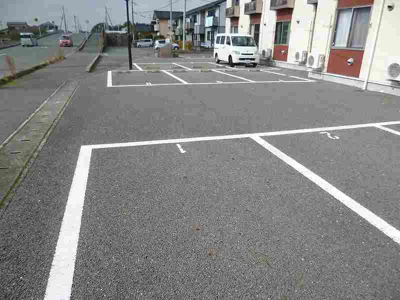 写真と現状が異なる場合は現状を優先します。