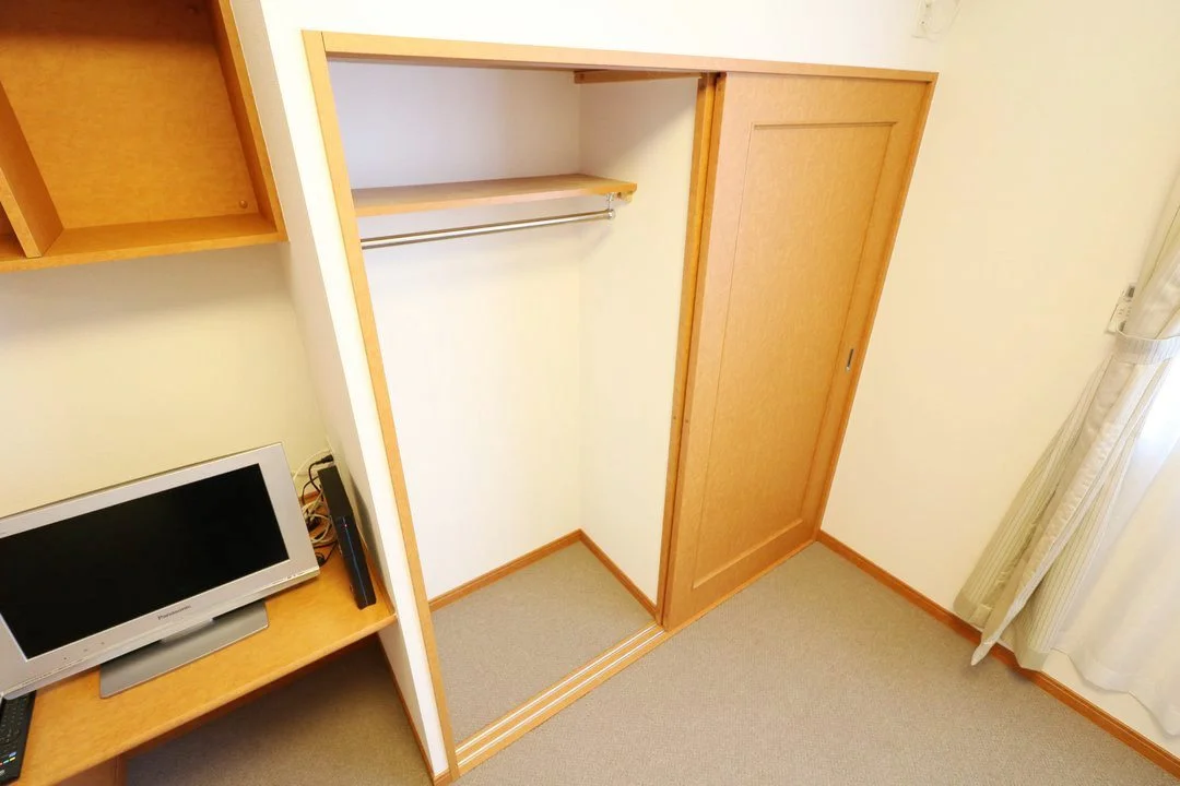 大型クローゼットにより女性の方でも収納が安心