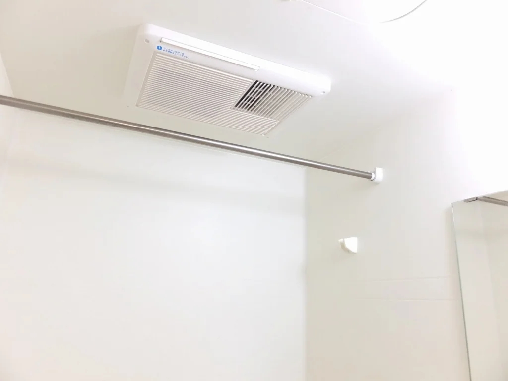 浴室換気乾燥機付きなので雨の日のお洗濯も安心です。