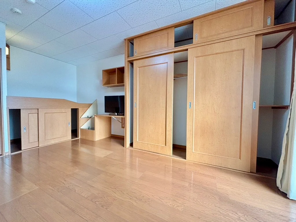 設備・仕様は号室により異なる為、現況を優先いたします。