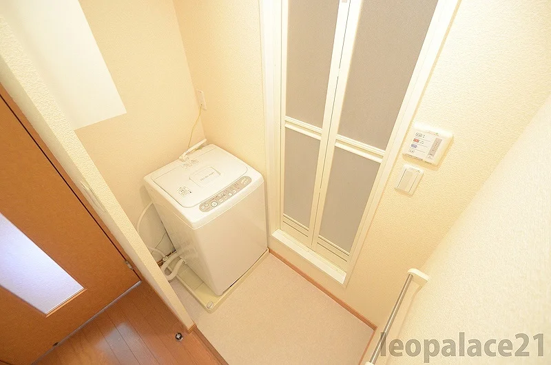 実際のお部屋と異なる場合がございます。