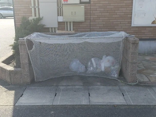 ゴミ捨て場