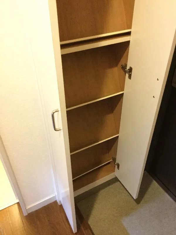 シューズボックス