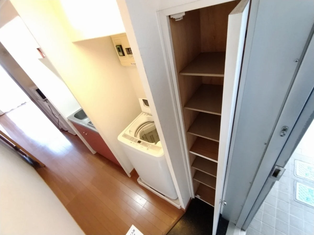 シューズボックス