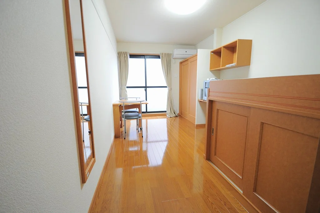 ※同タイプ部屋の写真となります