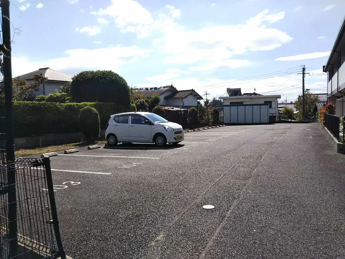 写真と現状が異なる場合は現状を優先します。