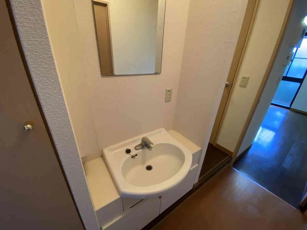 設備・仕様は号室により異なる為、現況を優先致します。