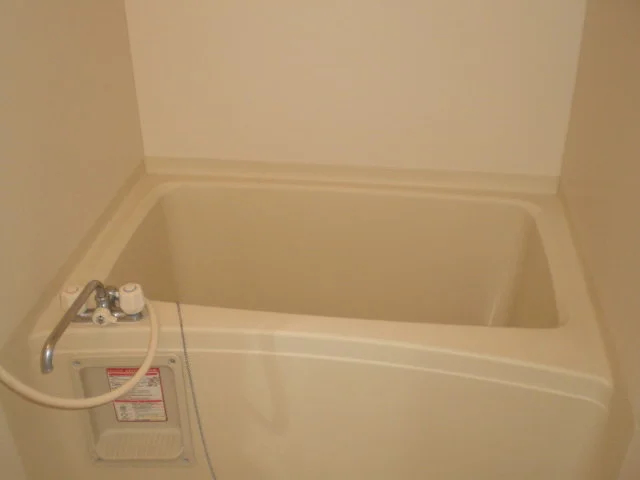 設備・仕様は号室により異なる為、現況を優先致します。