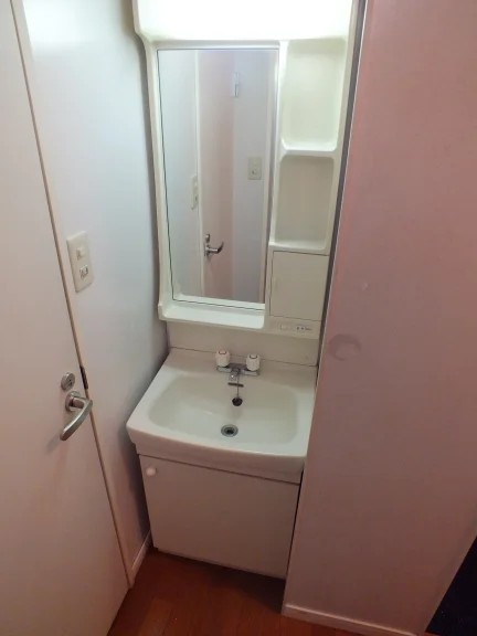 独立洗面台