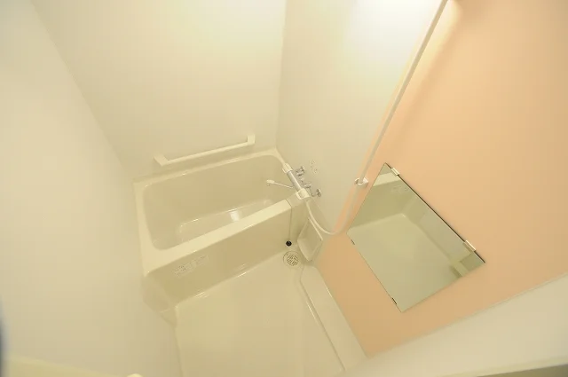 実際のお部屋と異なる場合がございます