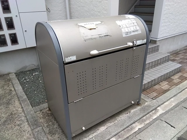 ゴミ捨て場
