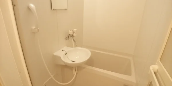 設備・使用は号室により異なる為、現況を優先致します。