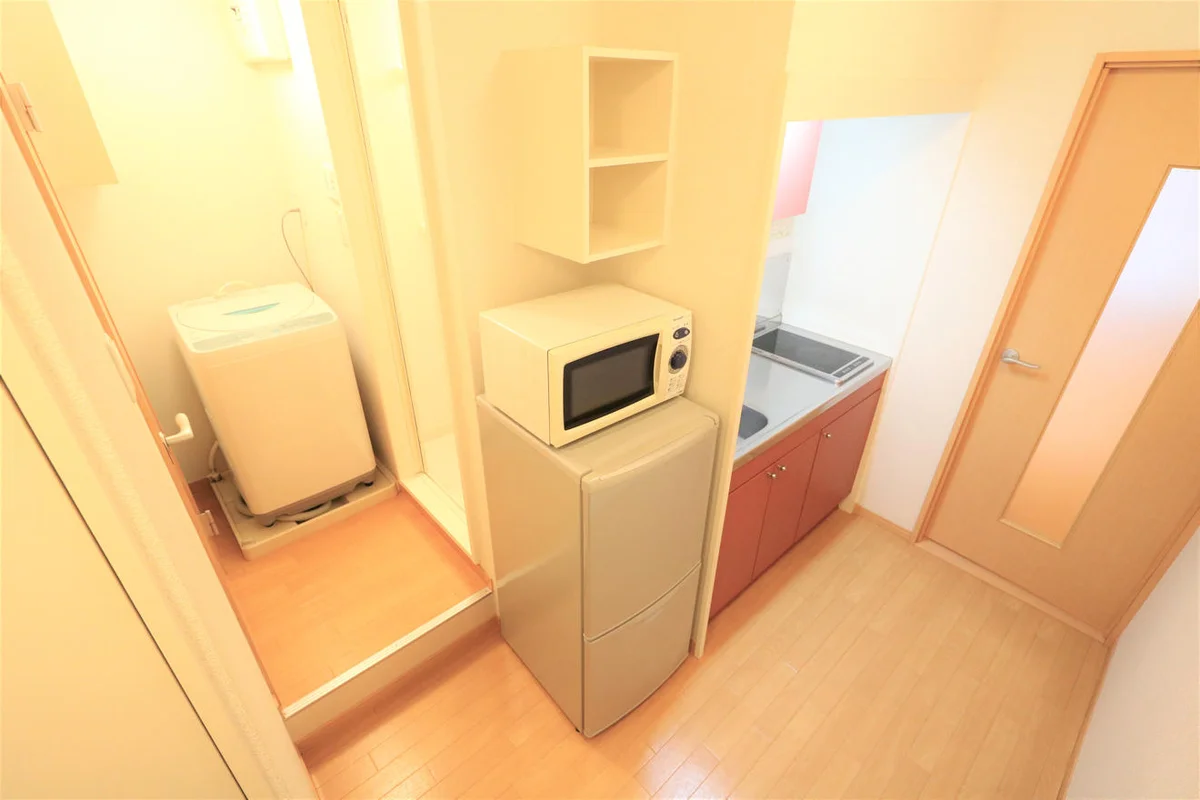 大型家具家電付きにより初めての一人暮らしの方も安心！