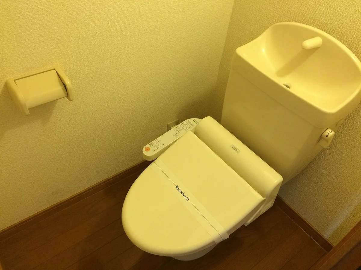 温水洗浄便座