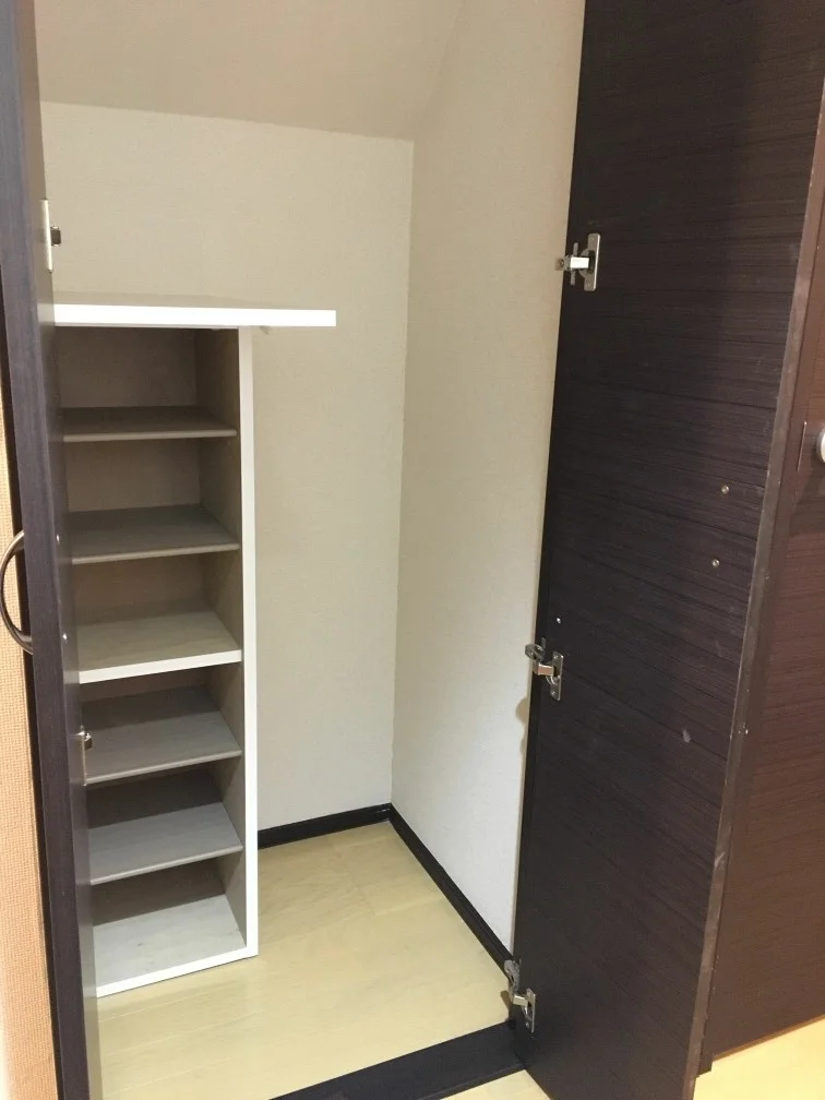 シューズボックス