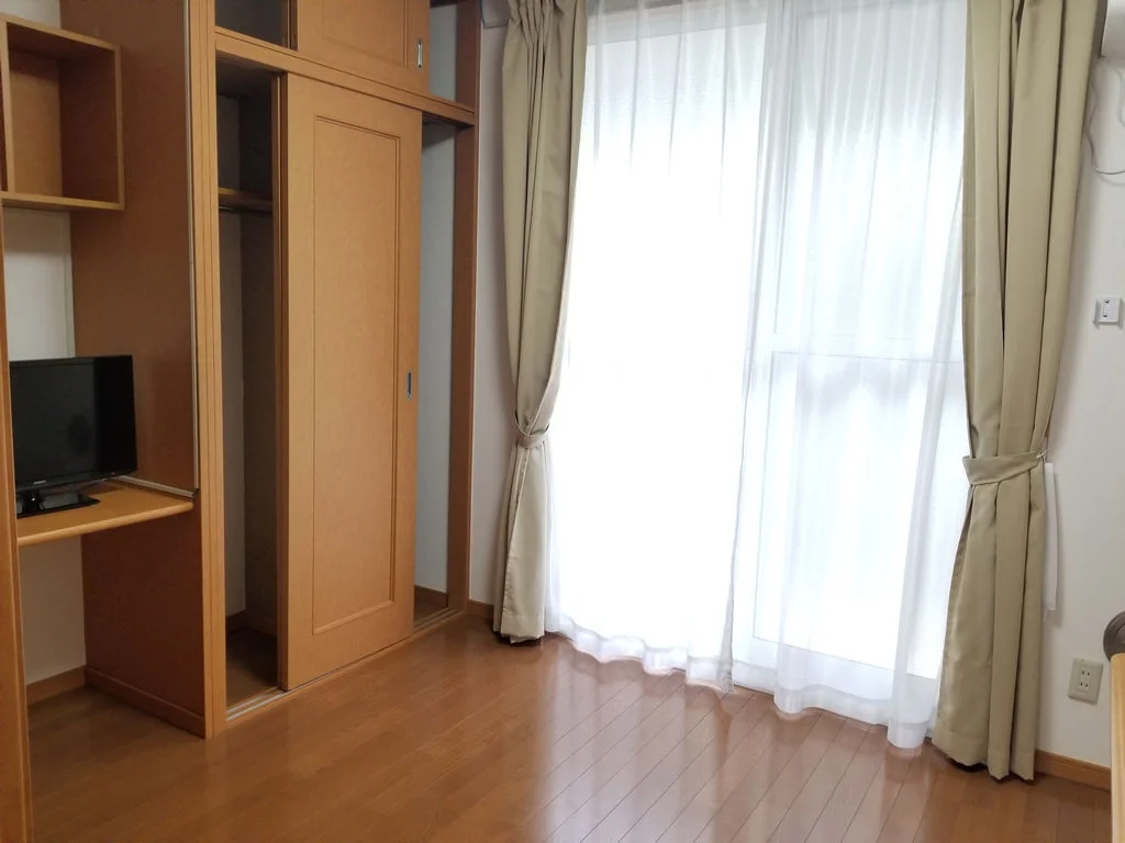 同タイプ部屋の写真となり設備等は現況と異なる場合があります